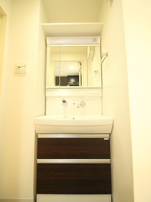 物件内観写真15　(洗面)