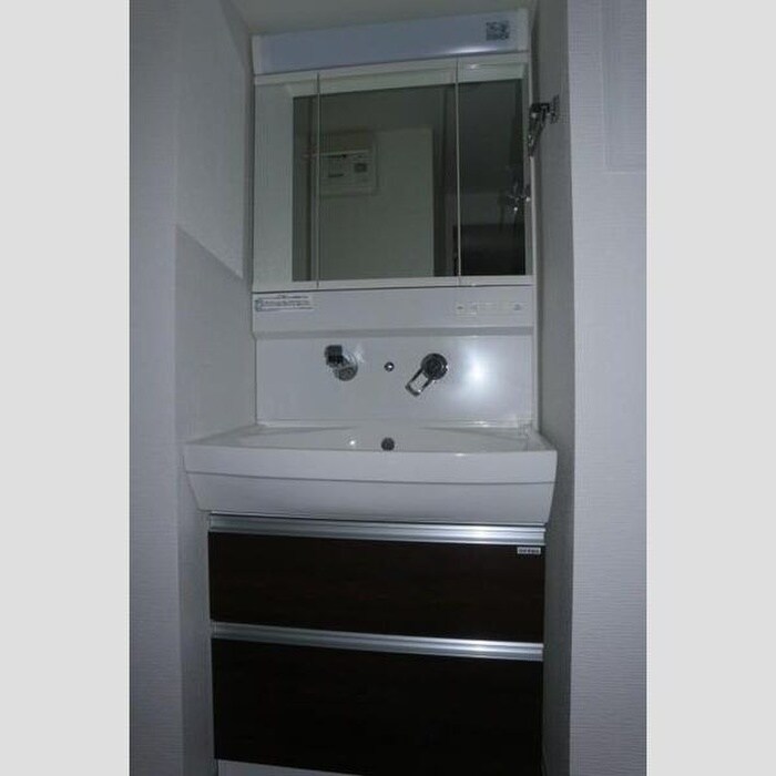 物件内観写真15　(洗面)