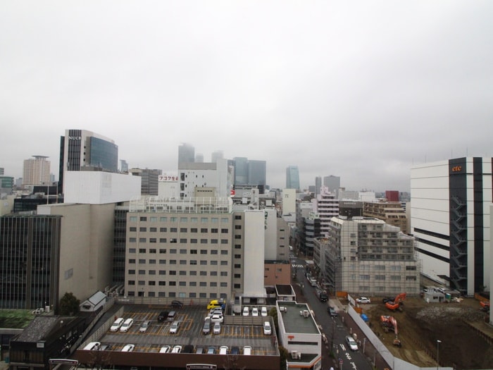 物件内観写真17　(室内からの展望)