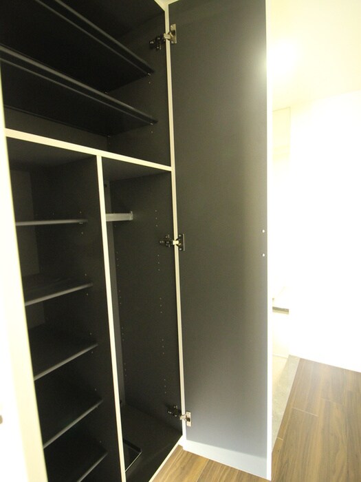 物件内観写真18　(靴箱)