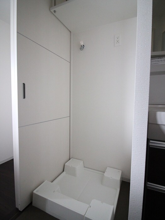 物件内観写真20　(洗濯機置場)