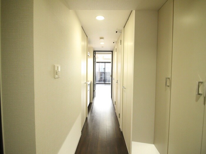 物件内観写真20　(廊下)