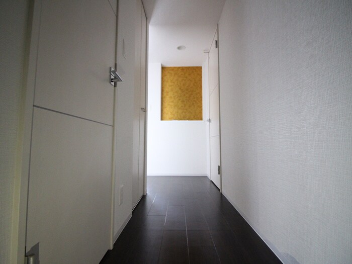 物件内観写真21　(廊下)