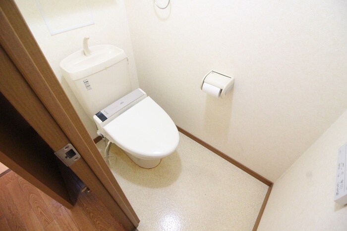 物件内観写真6　(トイレ)