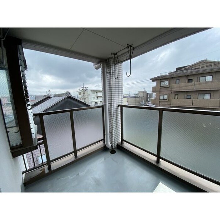 物件内観写真4　(ベランダ・バルコニー)