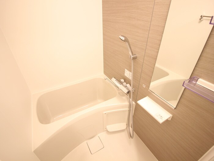 物件内観写真12　(バス／シャワールーム等)