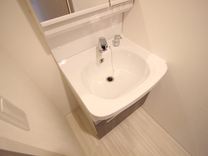 物件内観写真15　(洗面)