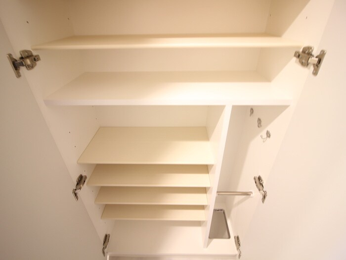 物件内観写真19　(靴箱)