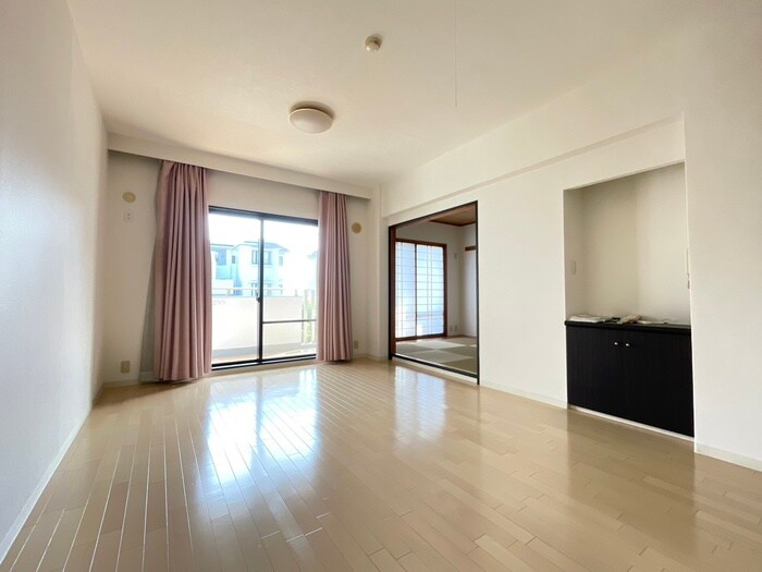 物件内観写真7　(居室)