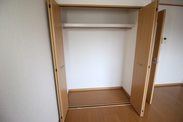物件内観写真13　(収納)