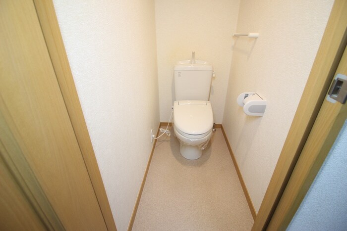 物件内観写真15　(トイレ)