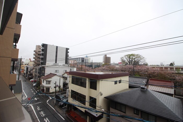 物件内観写真20　(室内からの展望)