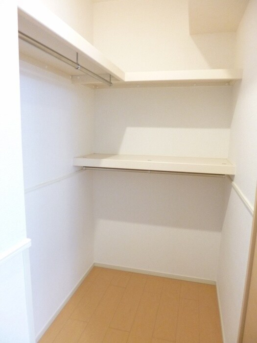 物件内観写真9　(収納)