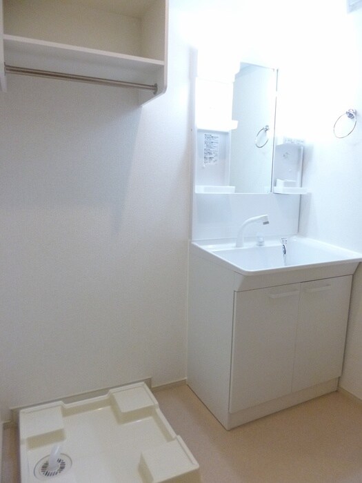 物件内観写真12　(洗面)