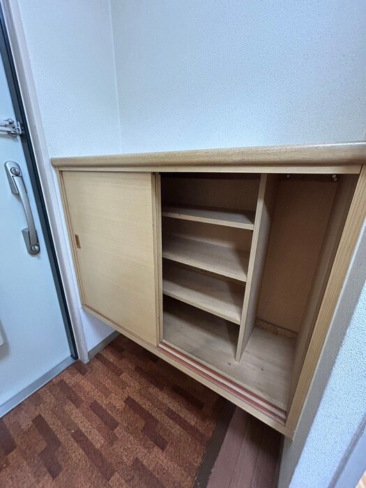 物件内観写真11　(靴箱)