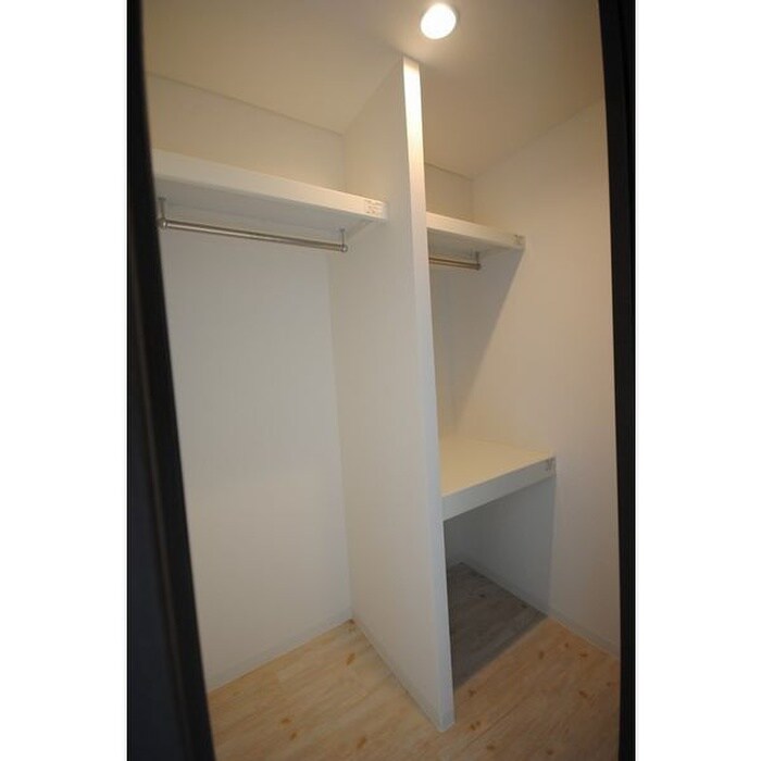 物件内観写真9　(収納)