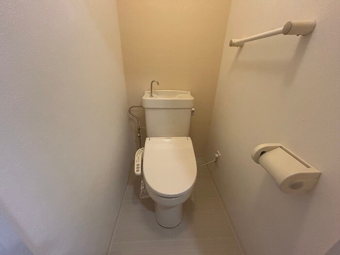 物件内観写真10　(トイレ)