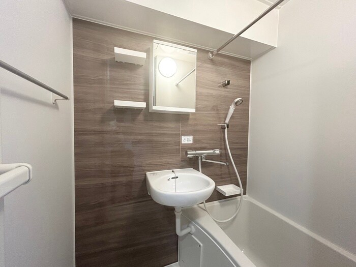 物件内観写真11　(洗面)