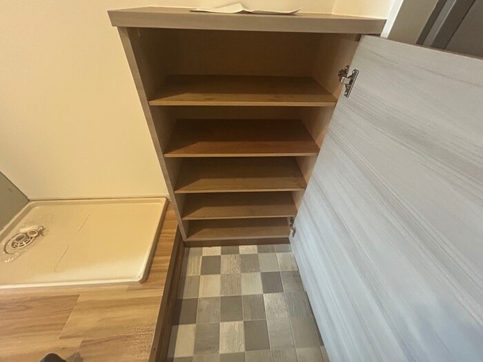 物件内観写真15　(靴箱)