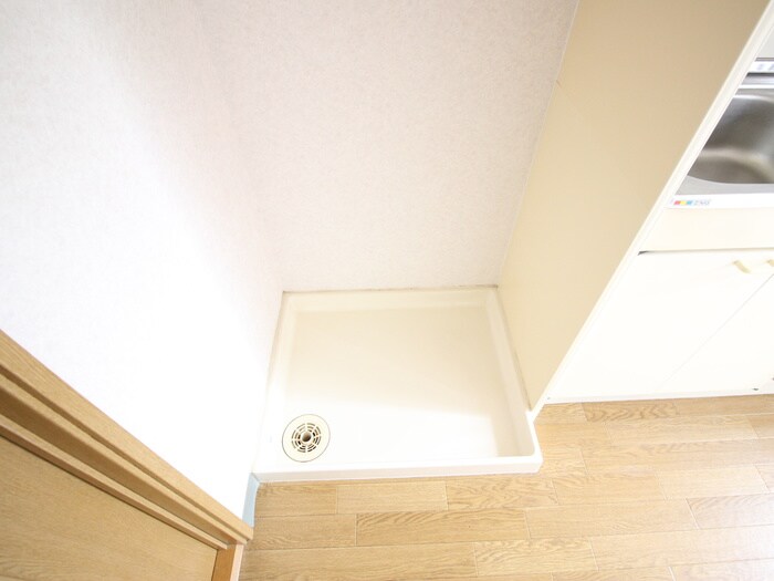 物件内観写真14　(洗濯機置場)