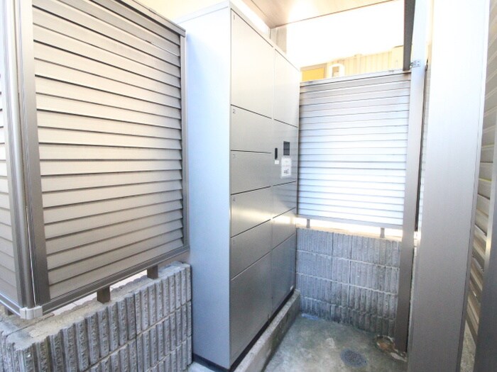 物件外観写真4　(建物設備)