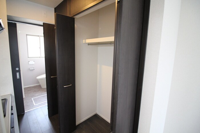 物件内観写真11　(収納)