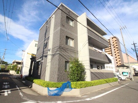 アゼリアコ－ト外観写真