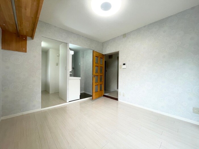 物件内観写真10　(居室)