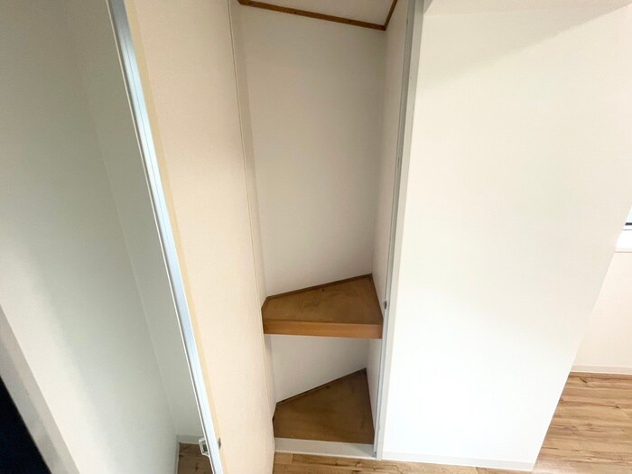 物件内観写真12　(収納)