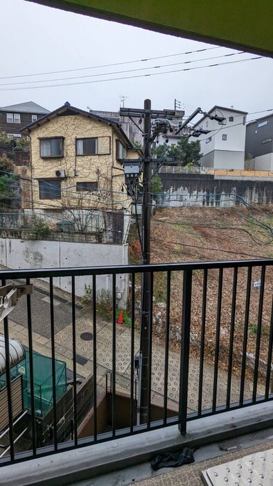 物件内観写真17　(室内からの展望)