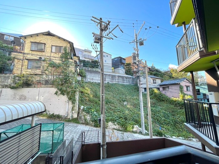 物件内観写真20　(室内からの展望)