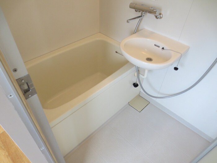 物件内観写真7　(バス／シャワールーム等)