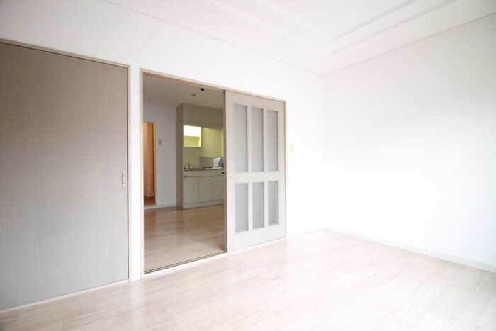 物件内観写真10　(居室)