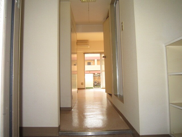 物件内観写真8　(居室)