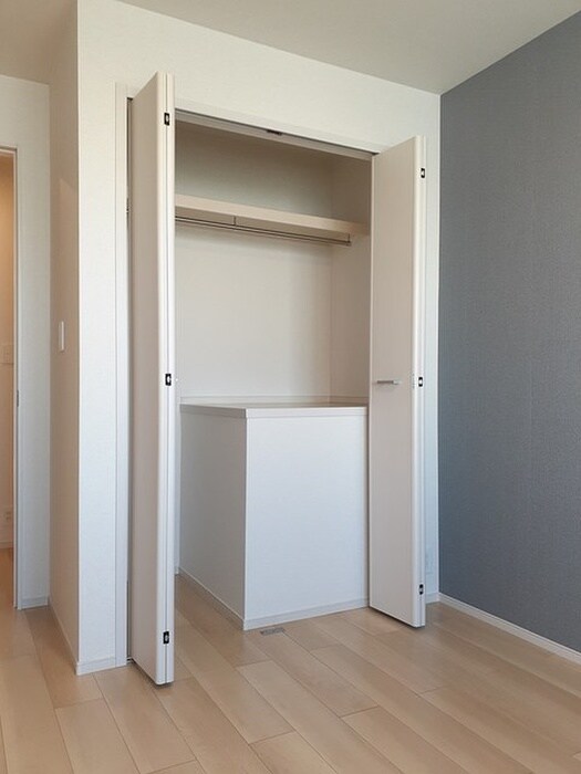 物件内観写真11　(収納)