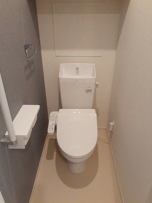 物件内観写真13　(トイレ)