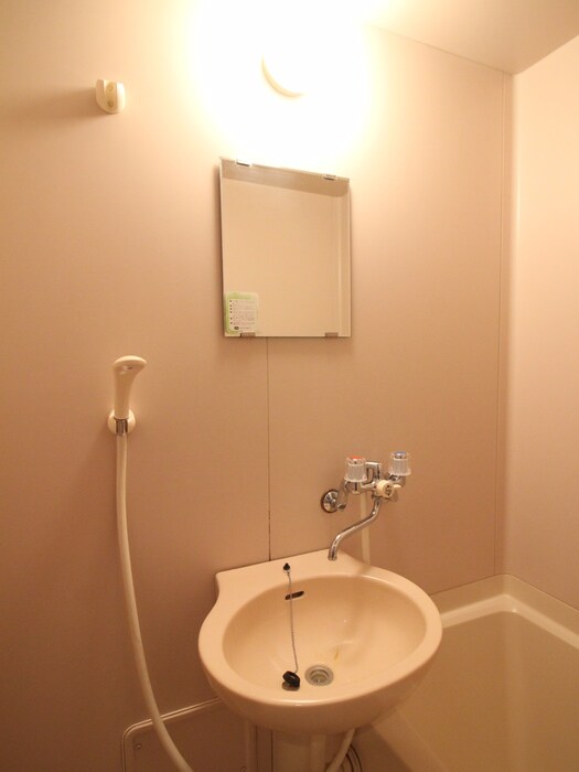 物件内観写真12　(洗面)