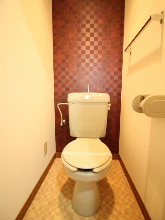 物件内観写真15　(トイレ)