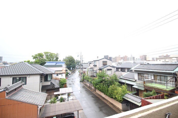 物件内観写真16　(室内からの展望)