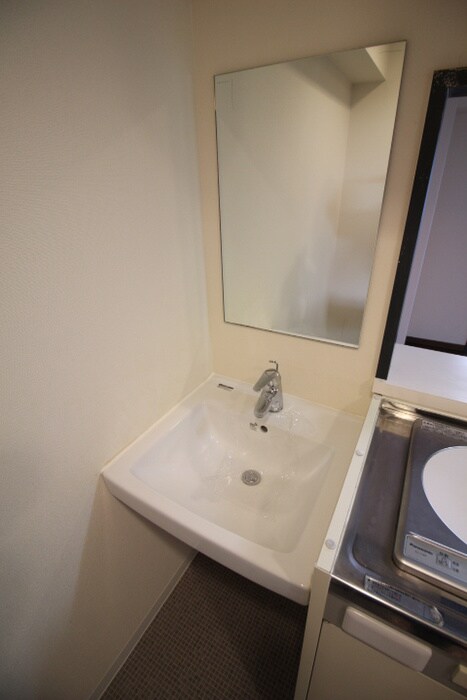 物件内観写真11　(洗面)
