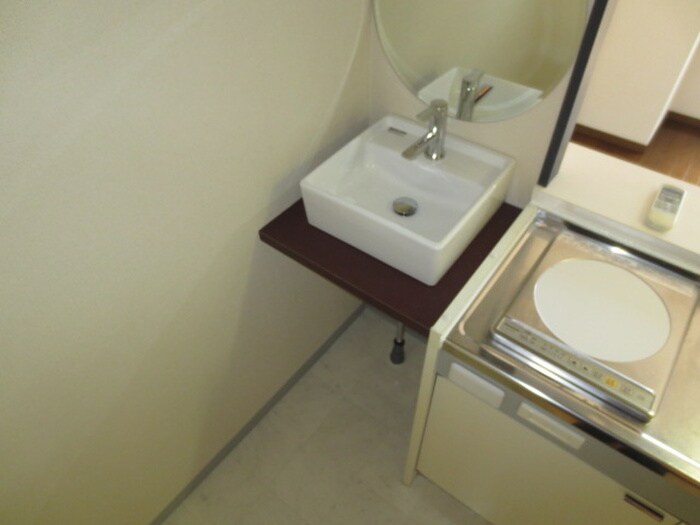 物件内観写真12　(洗面)