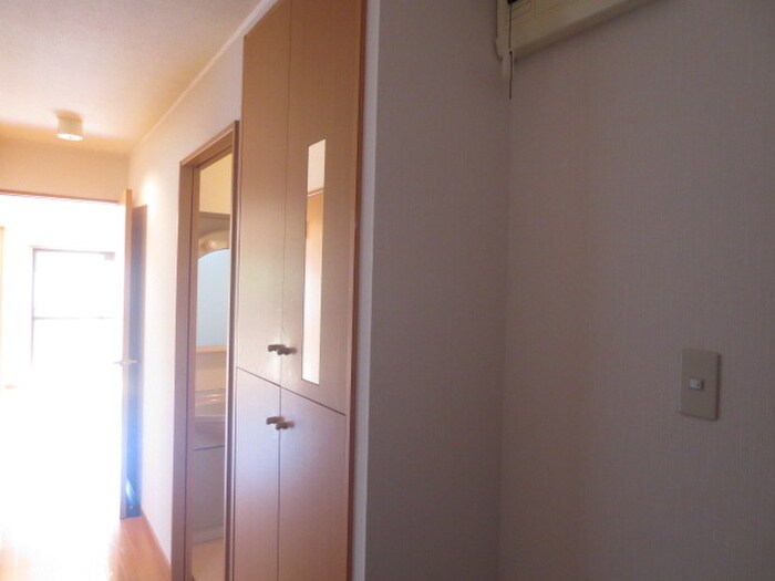 物件内観写真16　(靴箱)