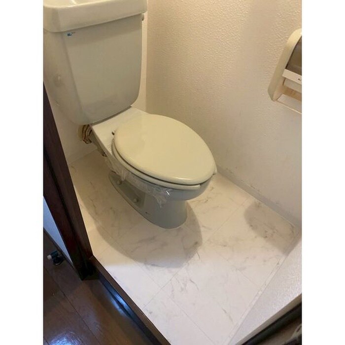 物件内観写真11　(トイレ)