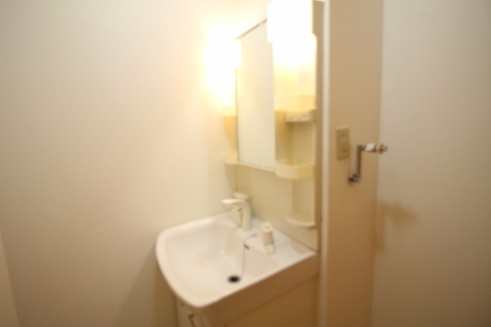 物件内観写真12　(洗面)