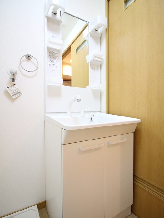 物件内観写真12　(洗面)