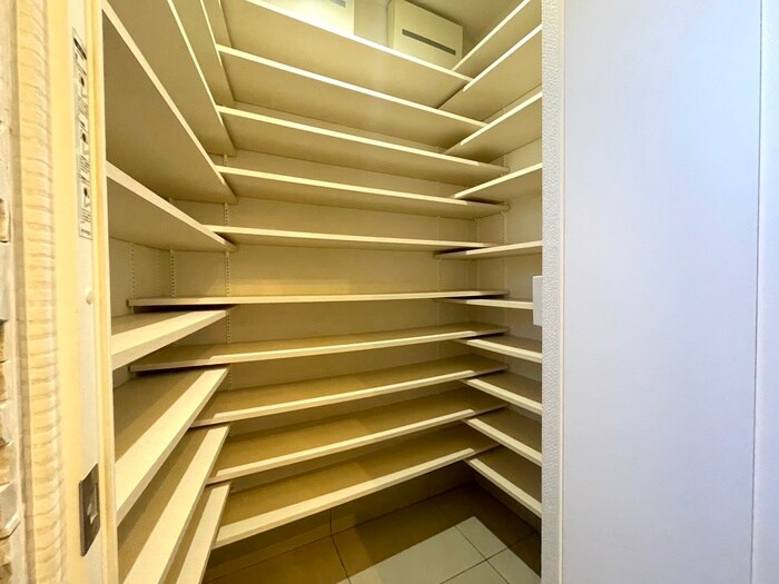 物件内観写真17　(靴箱)