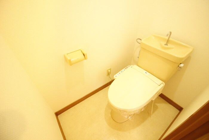 物件内観写真15　(トイレ)