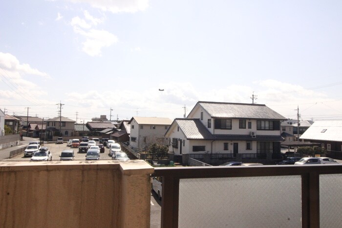 物件内観写真21　(室内からの展望)