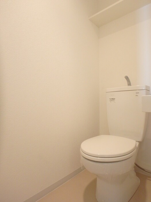 物件内観写真14　(トイレ)