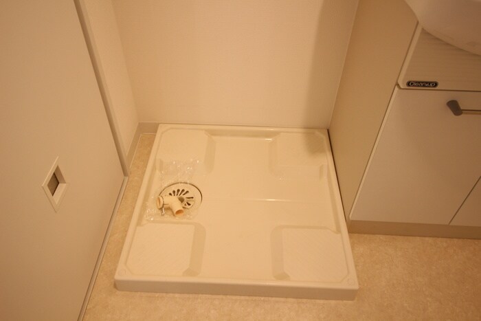 物件内観写真17　(洗濯機置場)